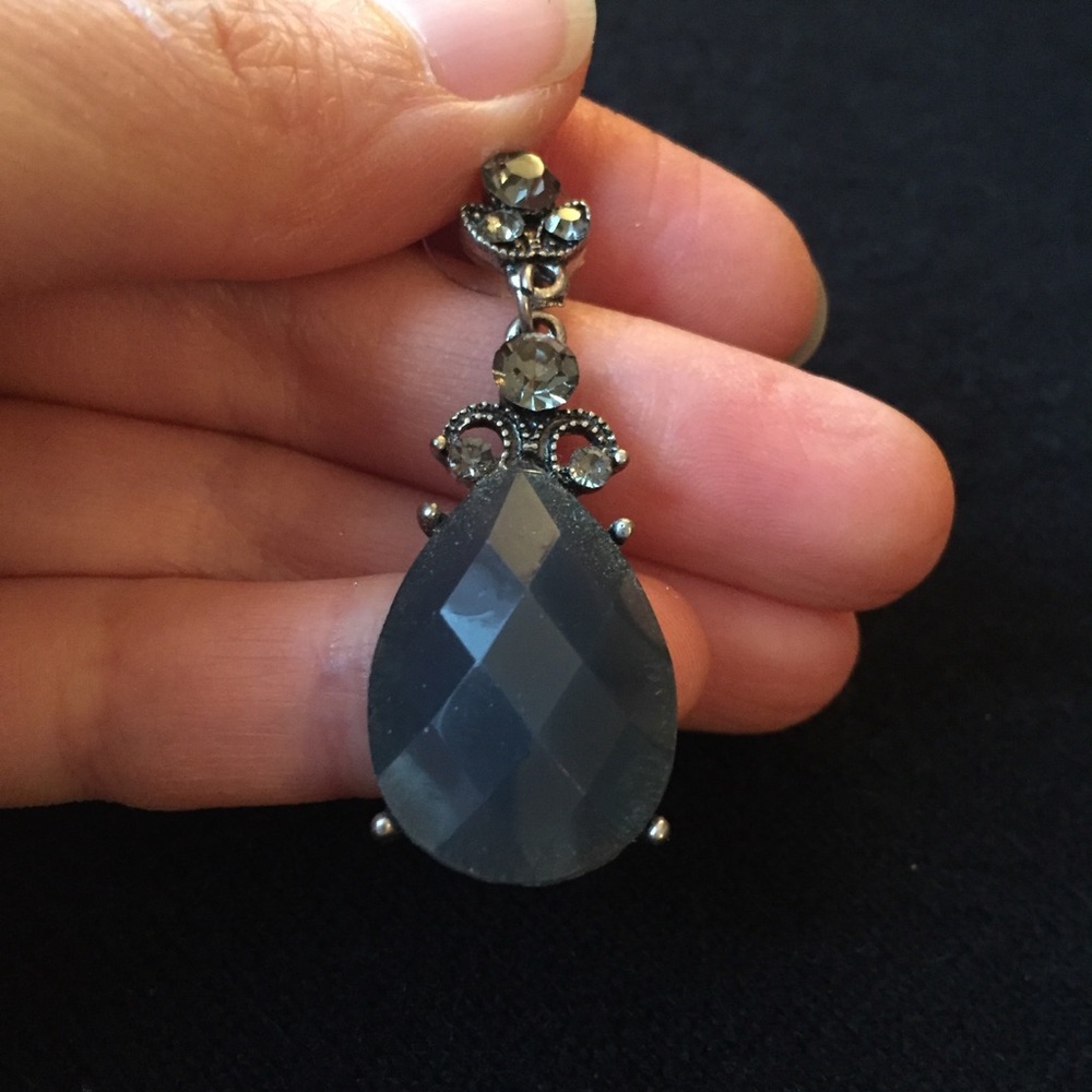 Dark blue/black drop earrings